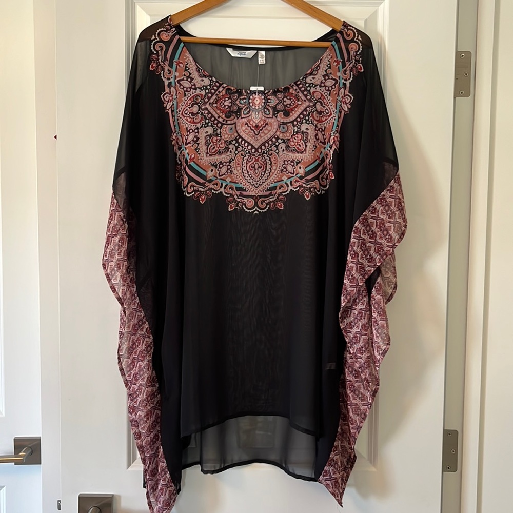 NWT LA VIE EN ROSE sheer black and pink beach coverup